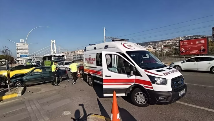 Kocaeli’de Motosiklet ve Otomobil Çarpıştı: Bir Yaralı