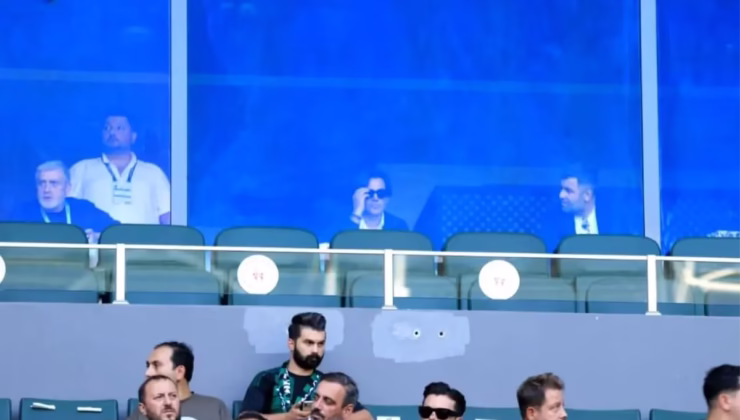 Montella, Kocaelispor-Rizespor Maçını Stadyumdan İzledi