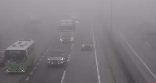 Kocaeli’de etkili olan sis sürücülere zor anlar yaşattı
