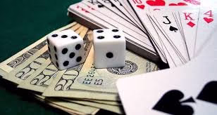 Kocaeli’de kumar oynayan 4 kişiye 36 bin 988 lira ceza kesildi