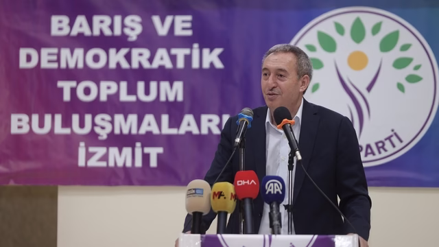 DEM Parti Eş Genel Başkanı Bakırhan, Kocaeli’de partililerle buluştu