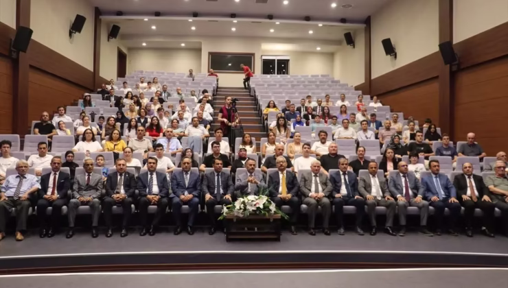 Kocaeli’de YKS ve LGS Dereceye Giren Öğrencilere Ödül Töreni