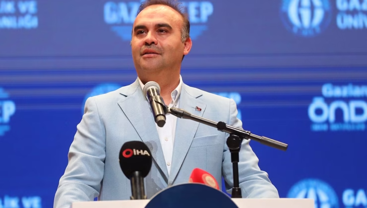 Bakan Kacır: Ay’a uzay aracı göndereceğiz