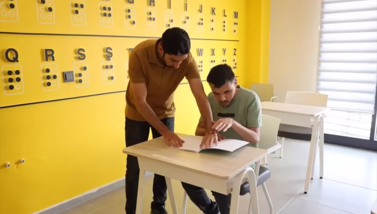 Gonca Engelsiz Yaşam Merkezi’nde Görme Engellilere Eğitim Desteği