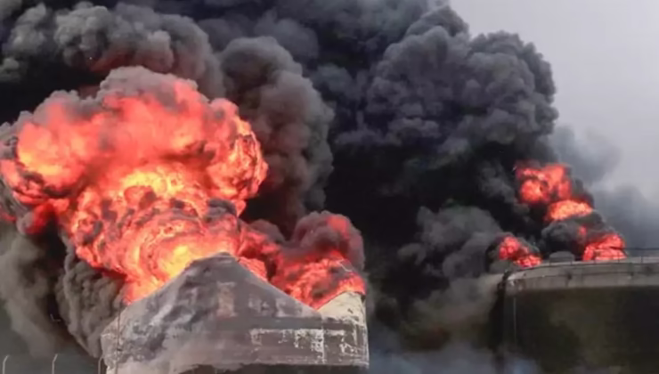İsrail uçakları, Yemen’deki Hudeyde Limanı’nı bombaladı