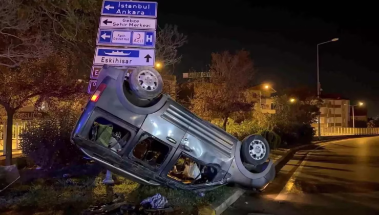 Kocaeli’de Ticari Araç Kazasında 11 Yaşındaki Kız Çocuğu Hayatını Kaybetti