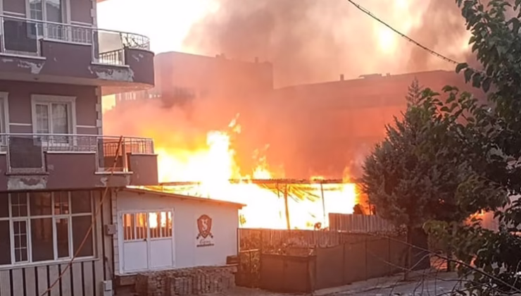 Konya’da yürekler ağza geldi: Silah fabrikasındaki yangın kontrol altına alındı