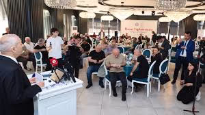 Gebze Belediye Başkanı Büyükgöz, basın mensuplarıyla buluştu