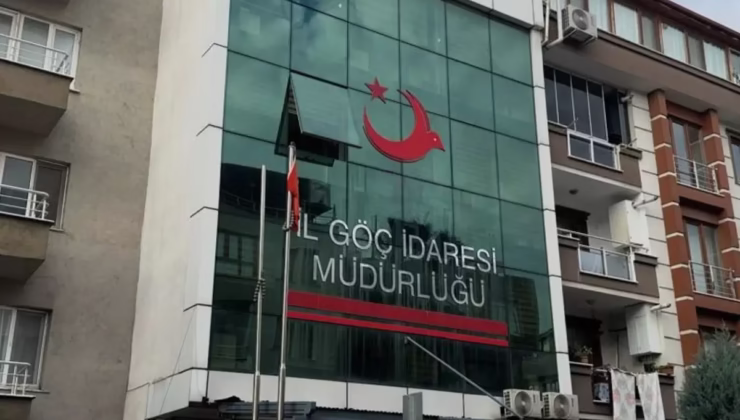İl Göç İdaresine büyük operasyon! Müdür, çalışanlar, tercümanlar gözaltına alındı