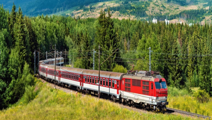 Slovakya’da tren kazası: 66 kişi yaralandı
