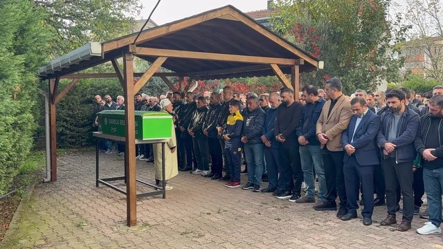 Cezaevinde ölü bulunan Thodex’in kurucusu Faruk Fatih Özer, toprağa verildi