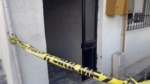 Kocaeli’de evde çıkan yangında 2 yaşındaki çocuk hayatını kaybetti, 4 kişi dumandan etkilendi