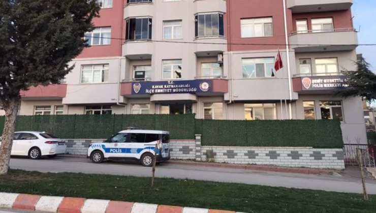 Polis memuru mescitte canına kıydı!