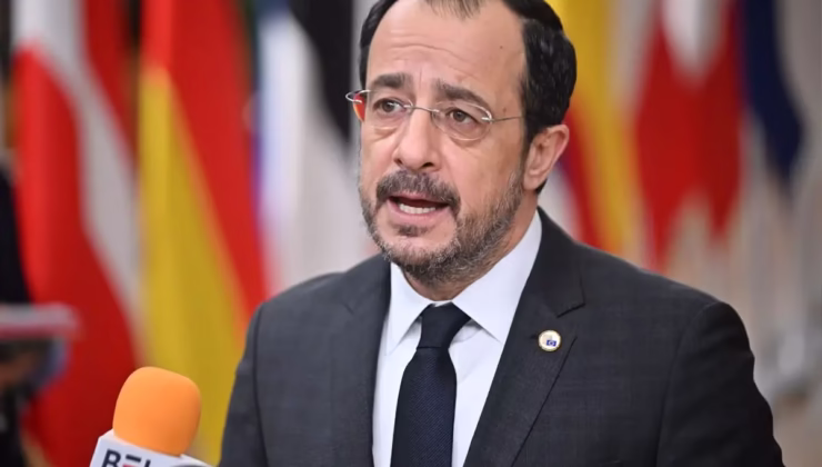 Skandal sözler! Güney Kıbrıs Lideri Hristodulidis, terör örgütünü övmelere doyamadı