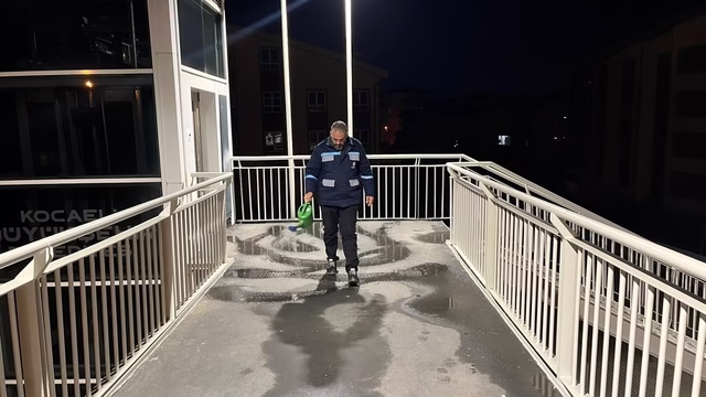 Buzlanmaya karşı yoğun mesai