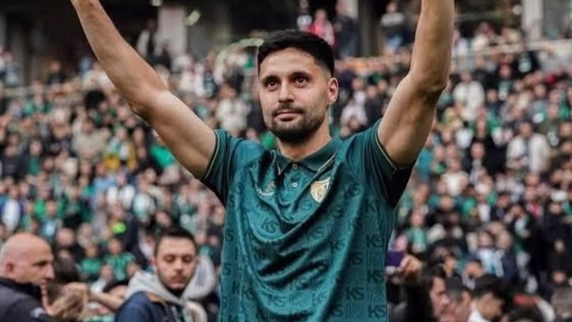 Kocaelispor, Tarkan Serbest ile yollarını resmen ayırdıTarkan Serbest’in, Amed SF’ye imza atması bekleniyor